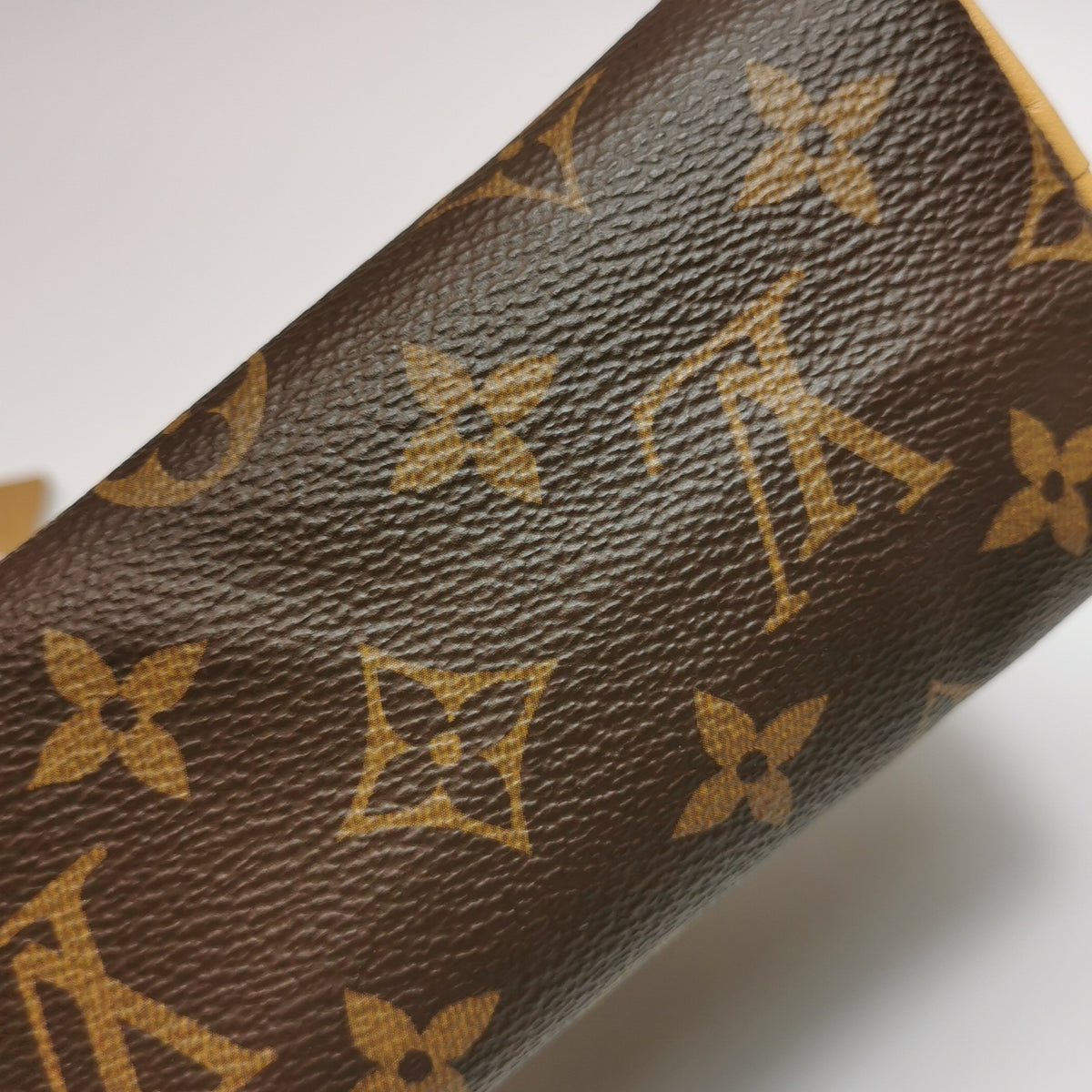 Louis Vuitton Nano Speedy Brown Shoulder Bag 16.5 x 10 x 7cm M81085