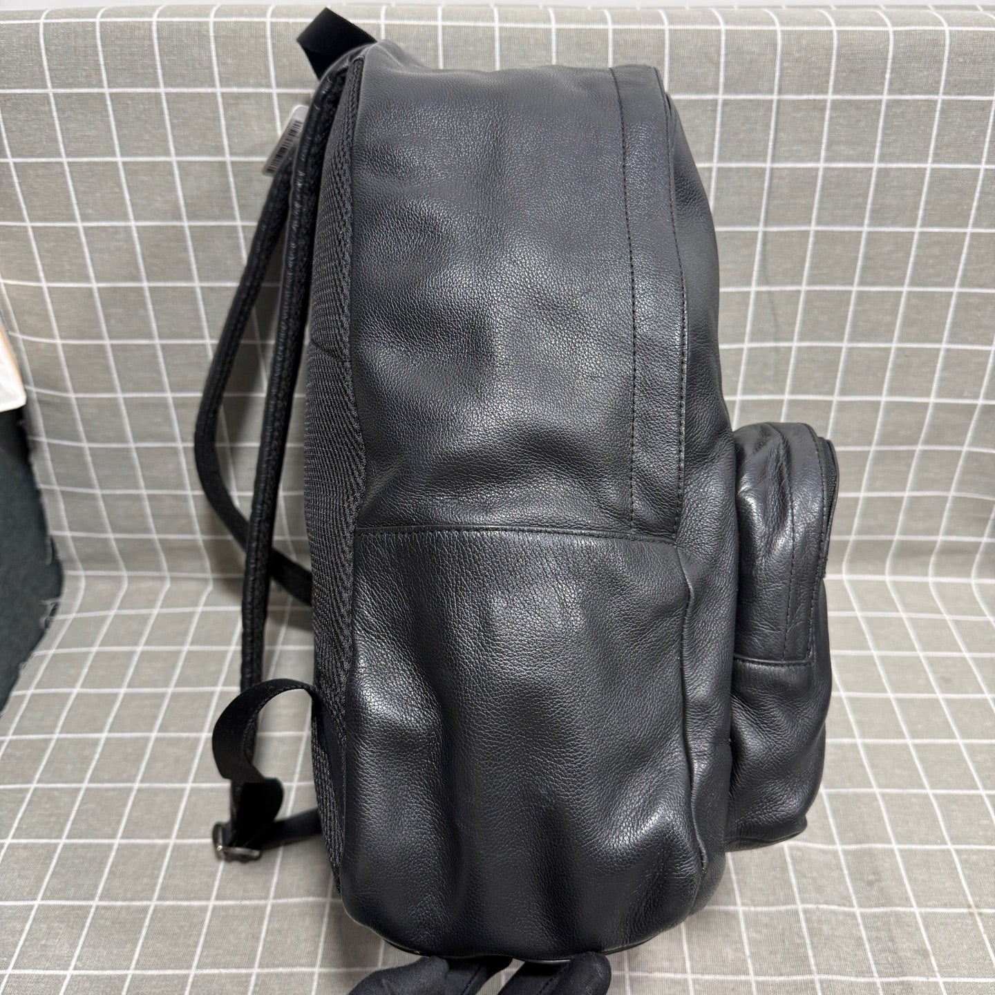 Coach Length 35 x Width 15 x Height 44 cm F49324-QBN3E