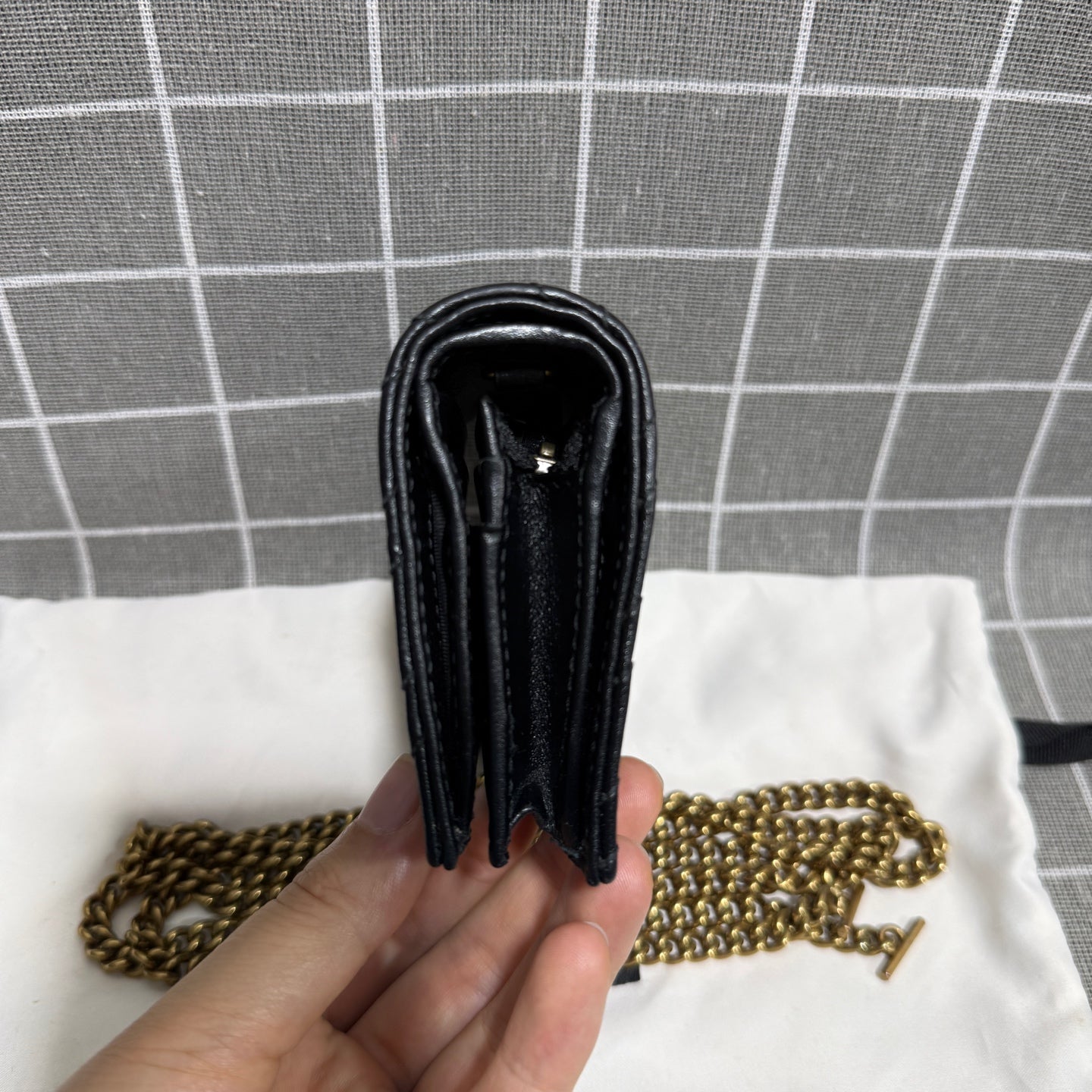 Gucci 466492-DRW1T-1000