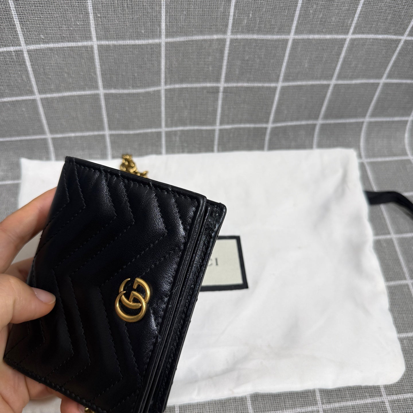 Gucci 466492-DRW1T-1000