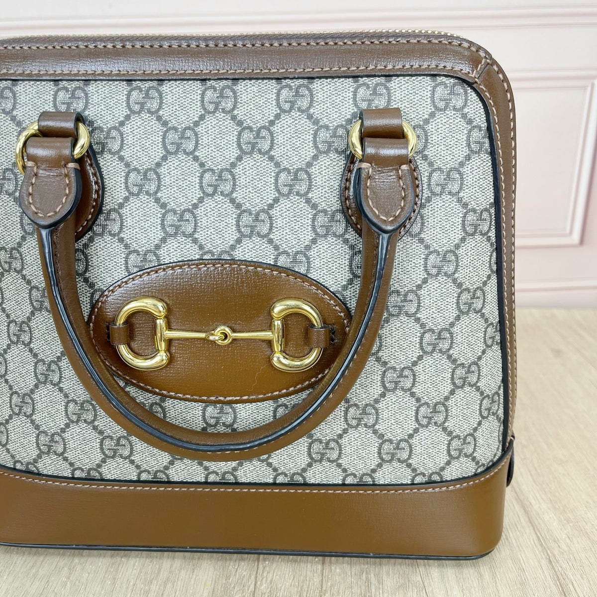 Gucci Gucci Horsebit 1955 Collection 25 cm (width) x 24 cm (height) x 9 cm (depth) 621220 92TCG 8563