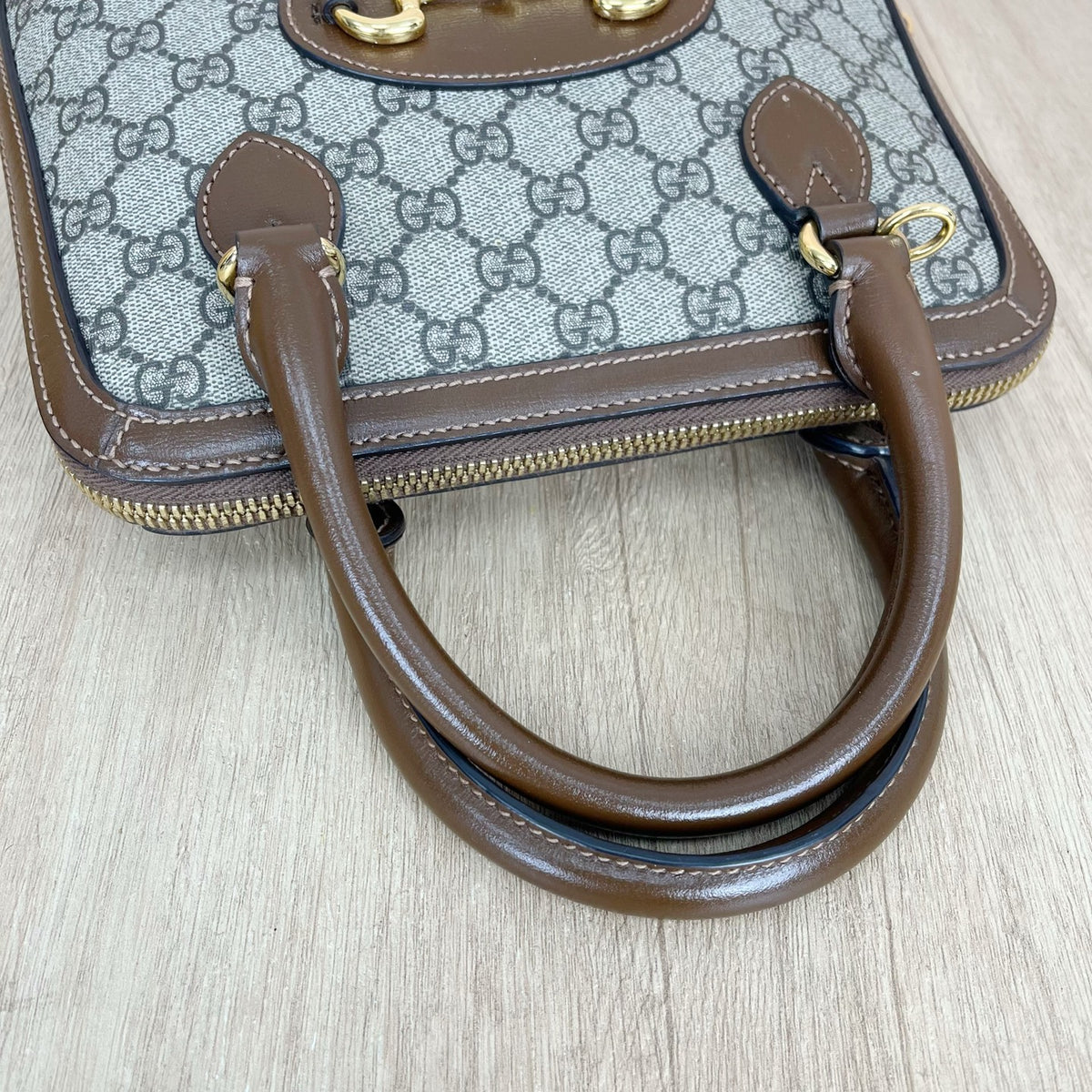 Gucci Gucci Horsebit 1955 Collection 25 cm (width) x 24 cm (height) x 9 cm (depth) 621220 92TCG 8563