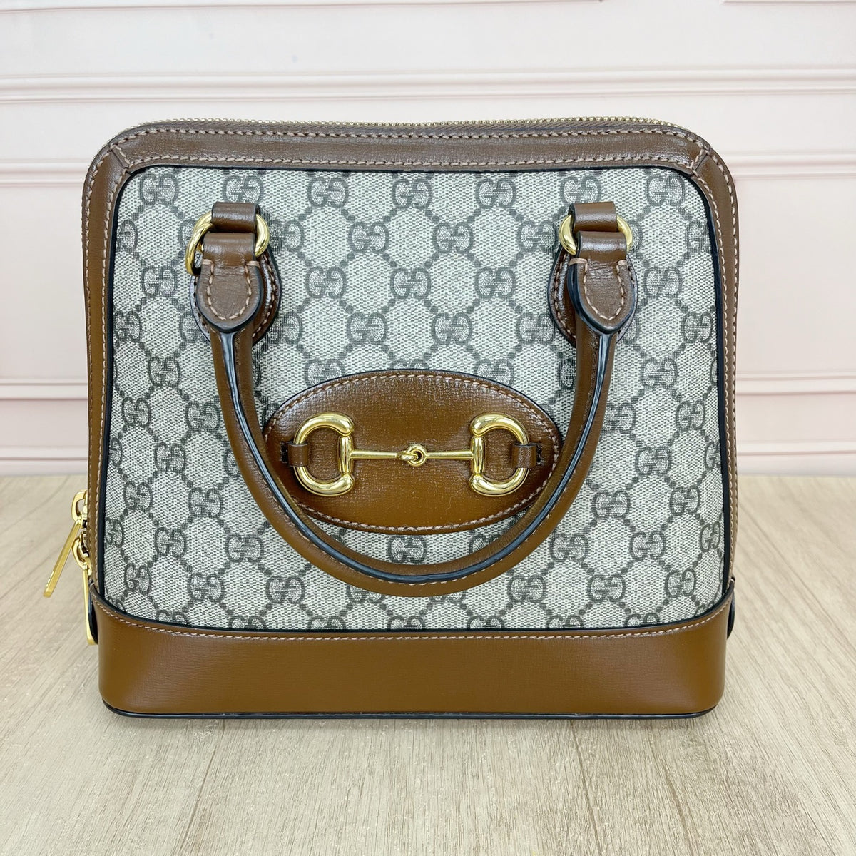 Gucci Gucci Horsebit 1955 Collection 25 cm (width) x 24 cm (height) x 9 cm (depth) 621220 92TCG 8563