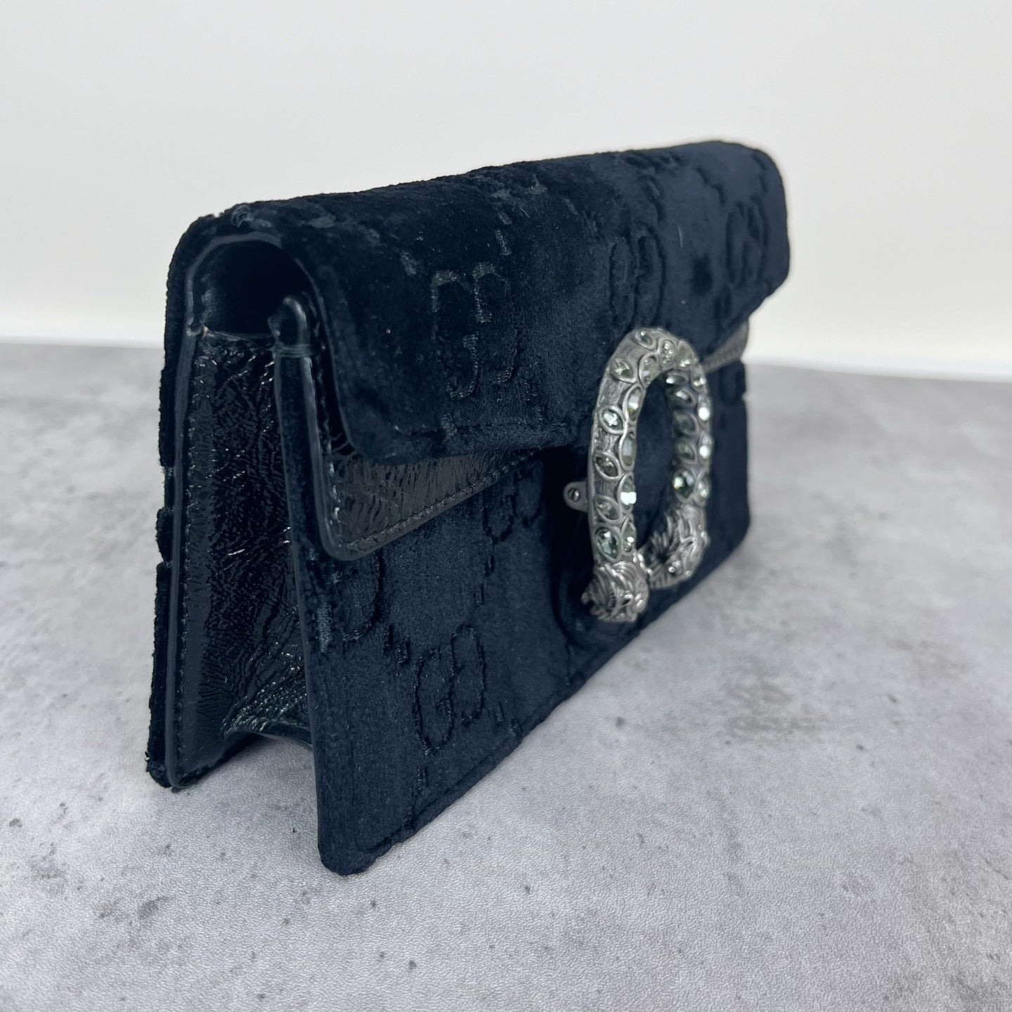 Gucci Velvet Black 476432-9TIBN-8176