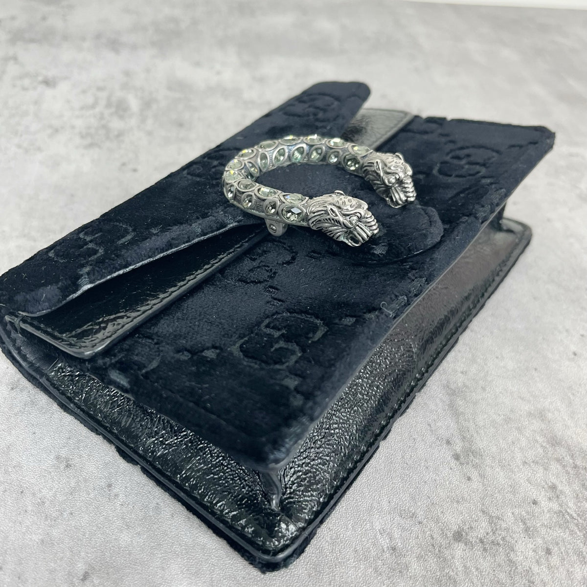 Gucci Velvet Black 476432-9TIBN-8176