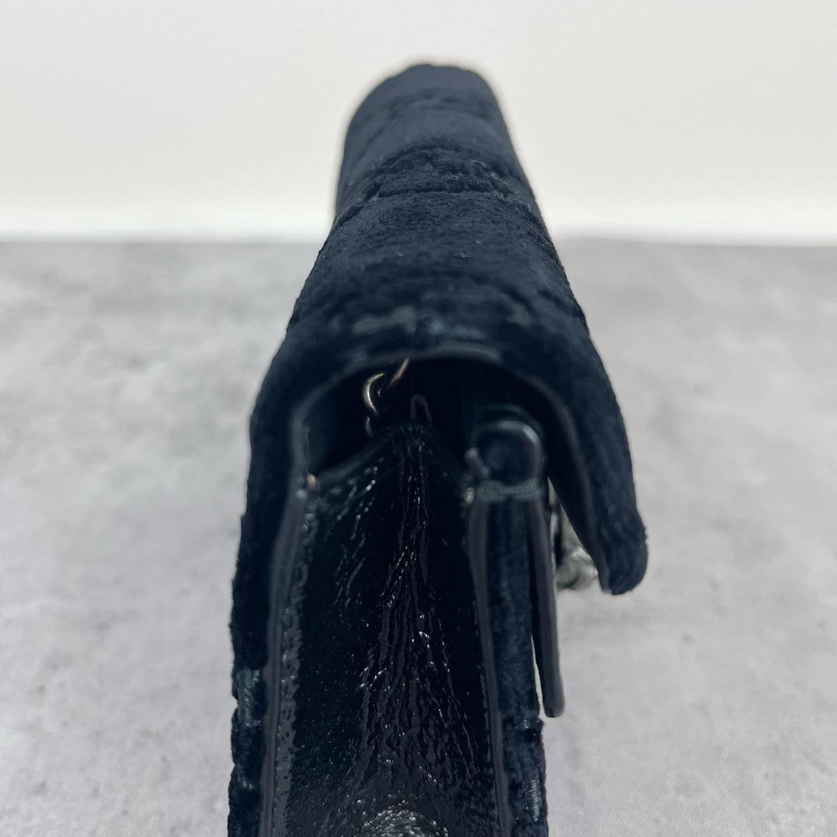 Gucci Velvet Black 476432-9TIBN-8176