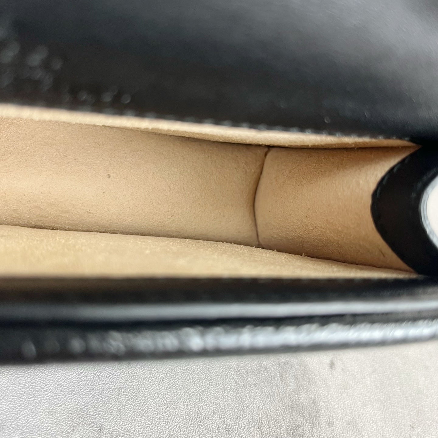 Gucci Velvet Black 476432-9TIBN-8176