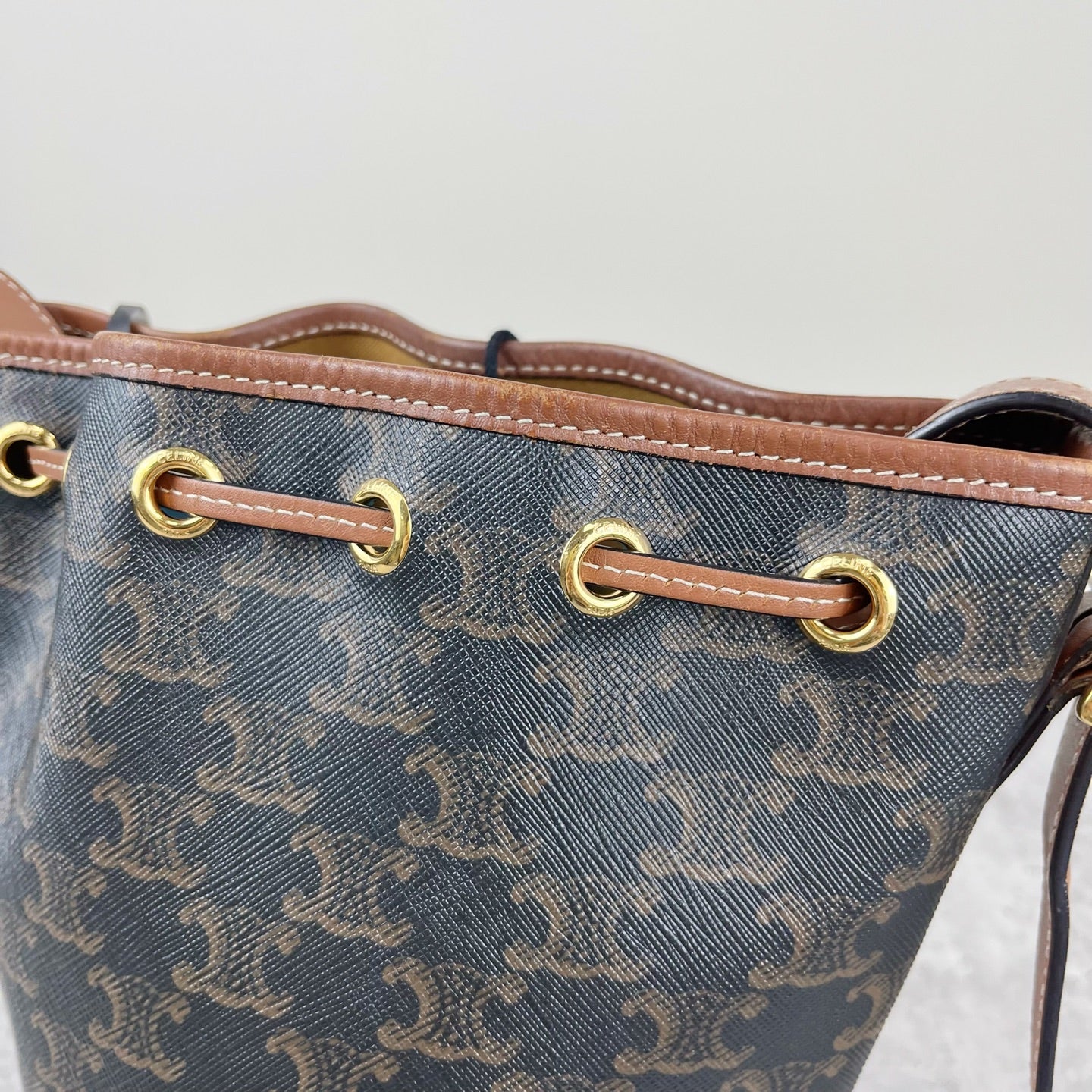 Celine 191142BZJ.01BC