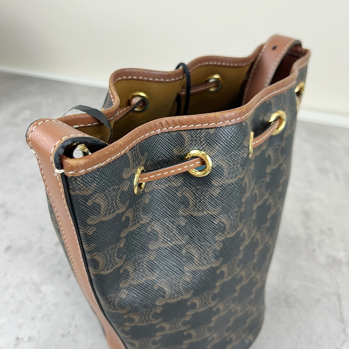 Celine 191142BZJ.01BC