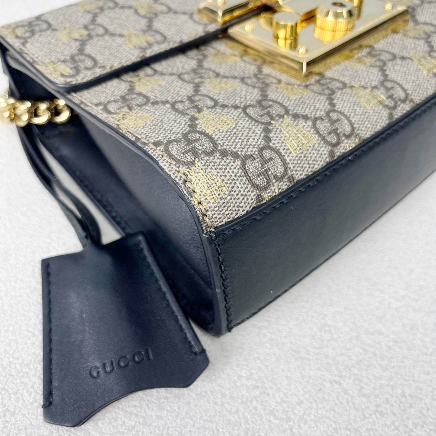Gucci 4094879F26G8319
