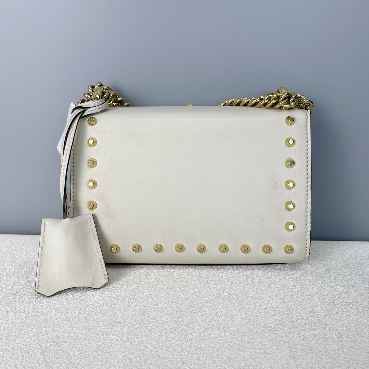 Gucci White 432182DLXDG1088