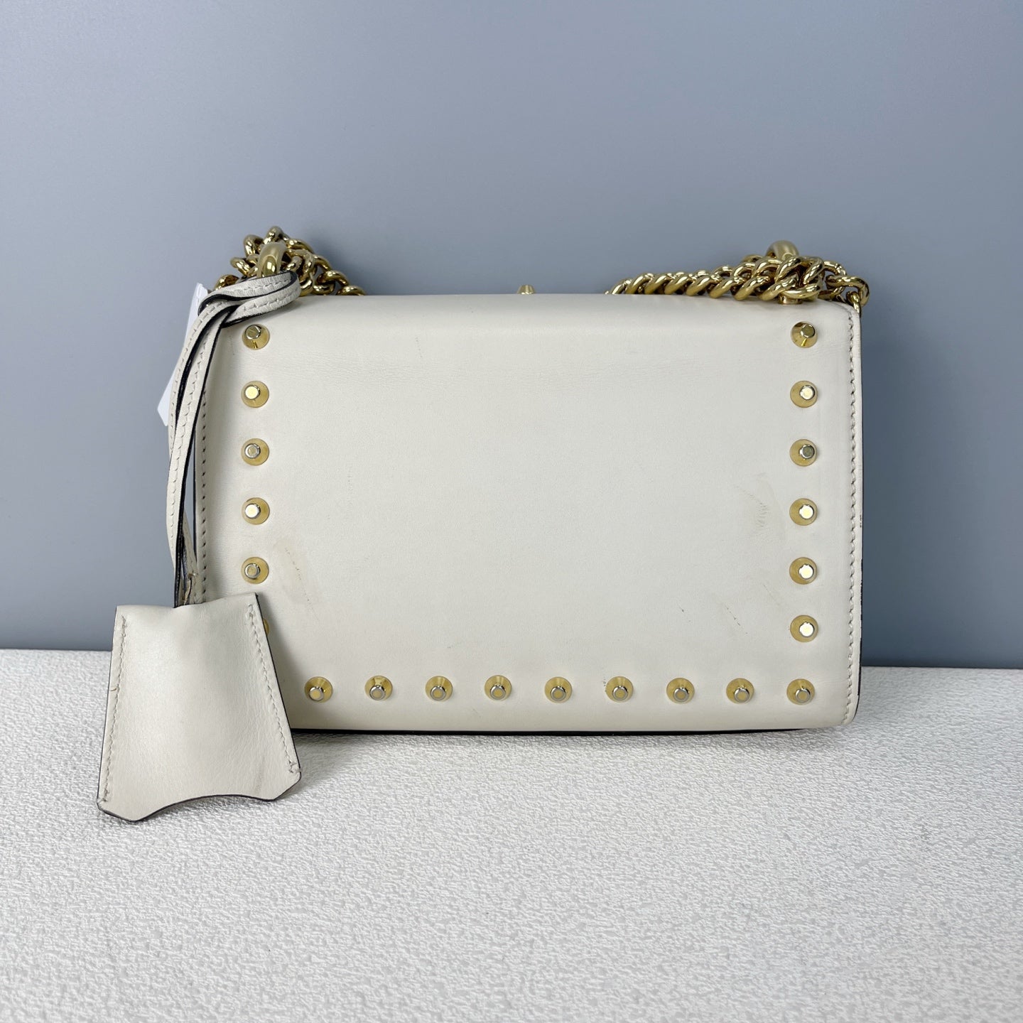 Gucci White 432182DLXDG1088