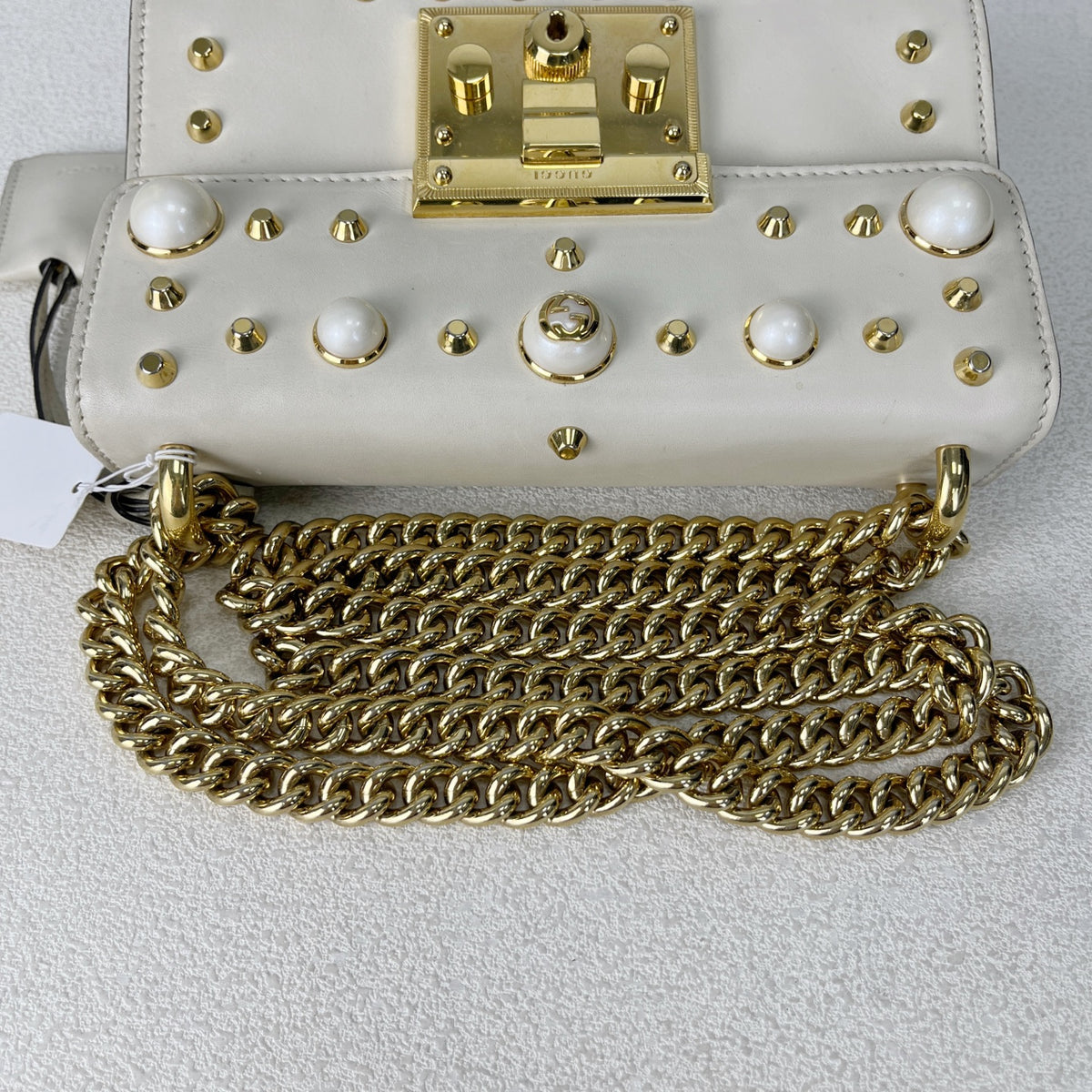 Gucci White 432182DLXDG1088