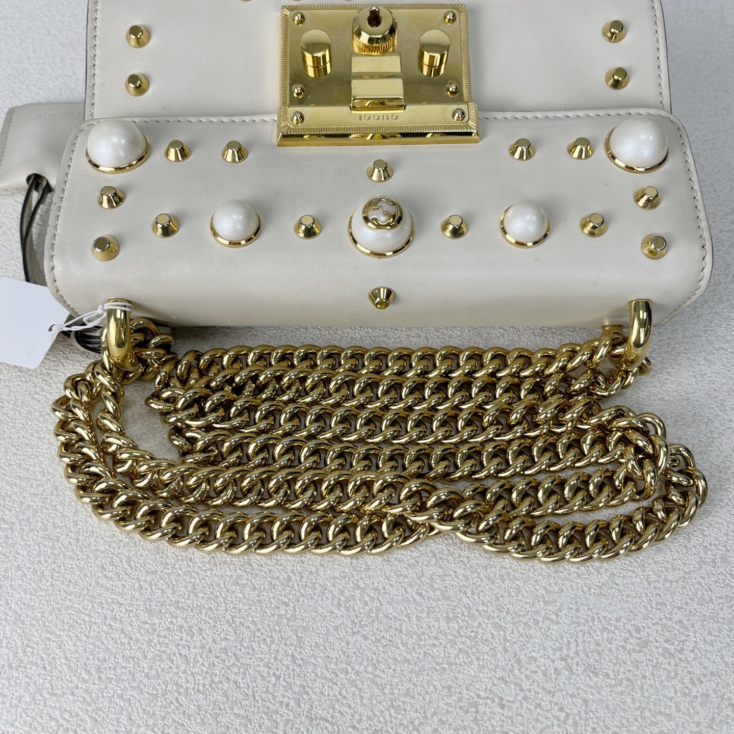 Gucci White 432182DLXDG1088