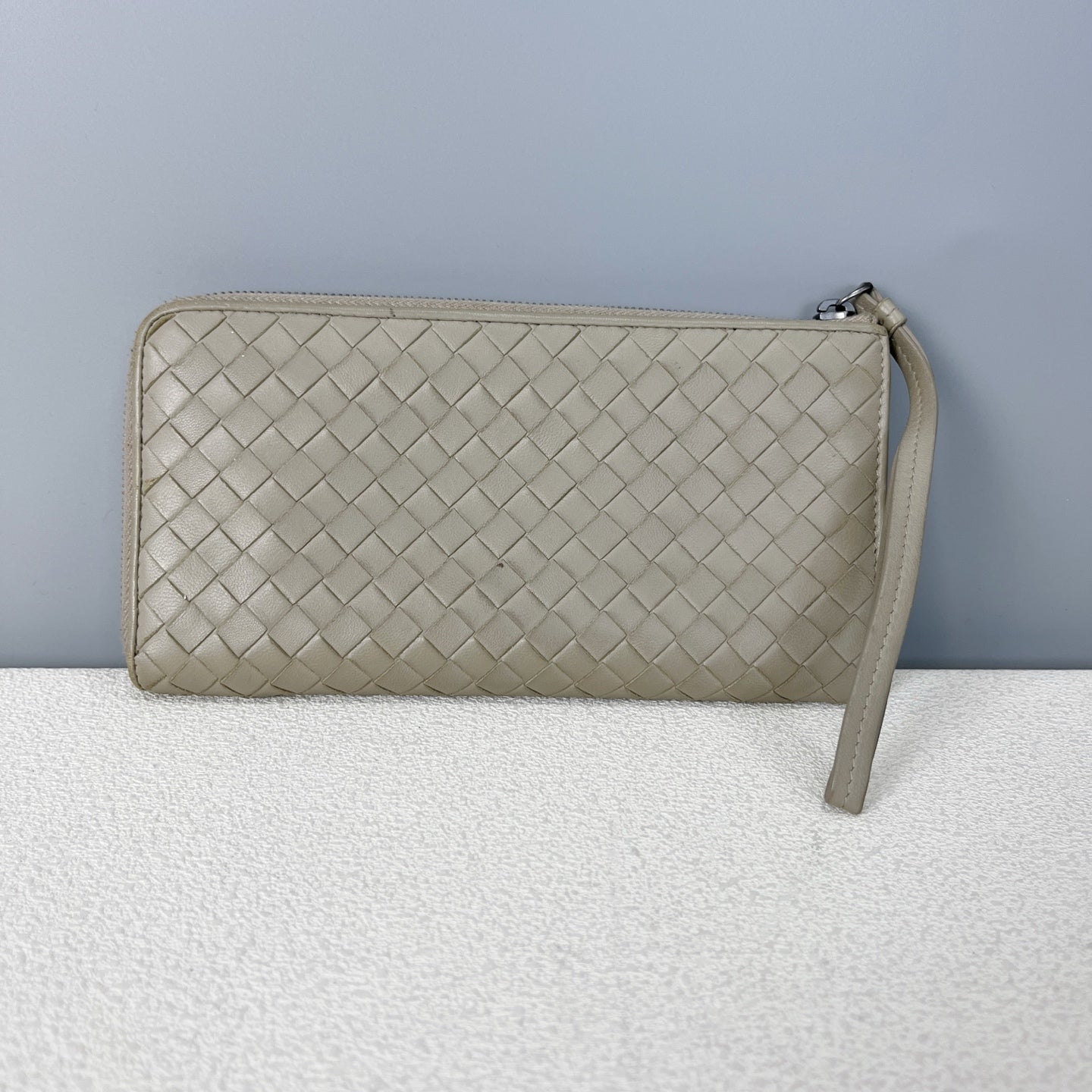 Bottega Veneta Gray 522250-V001O-2304