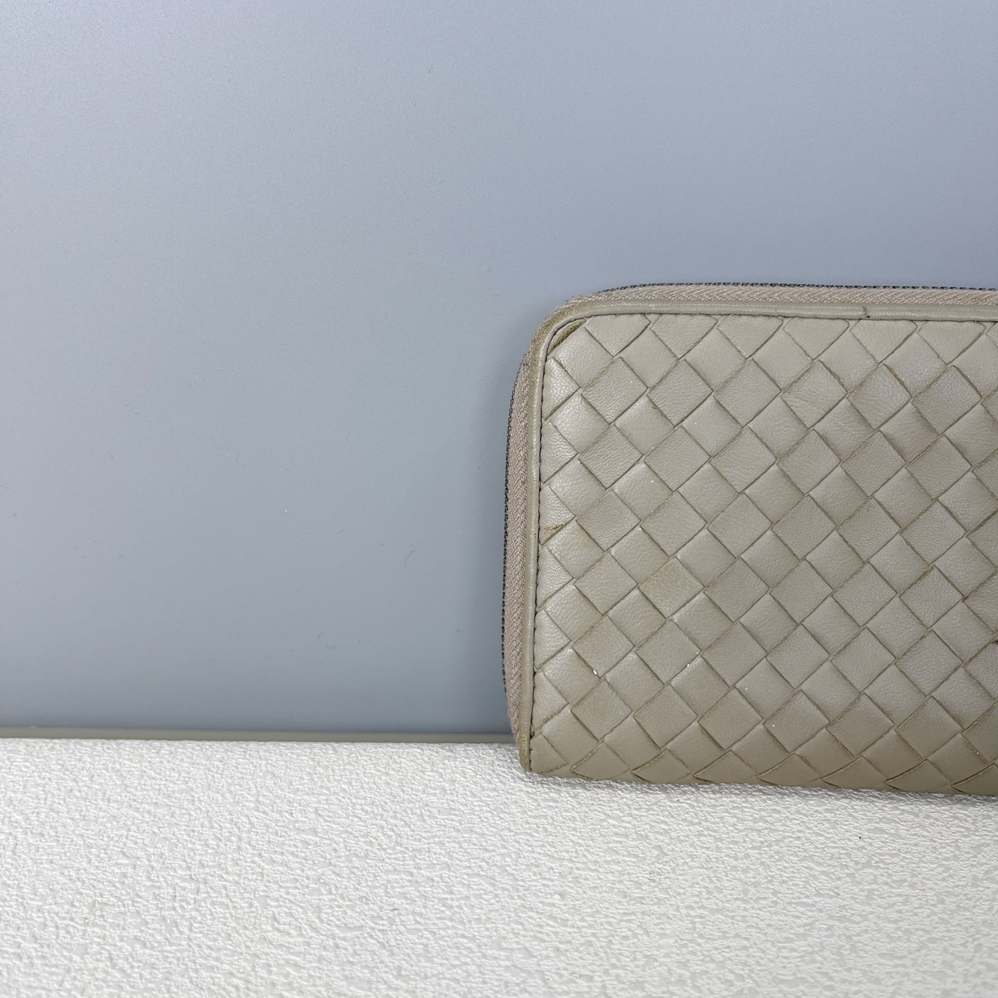 Bottega Veneta Gray 522250-V001O-2304