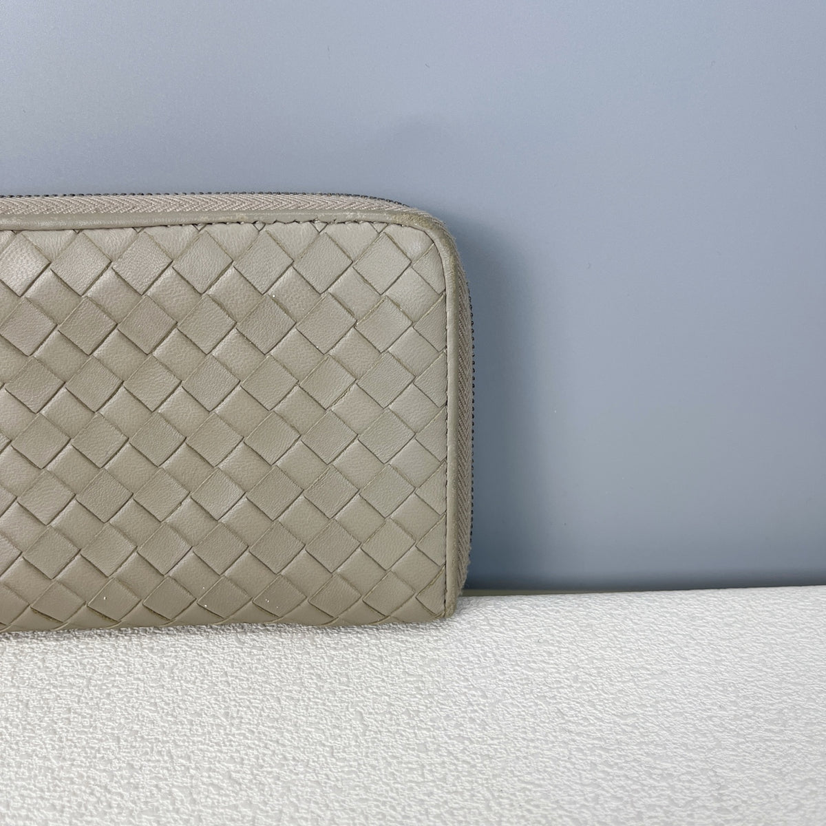 Bottega Veneta Gray 522250-V001O-2304