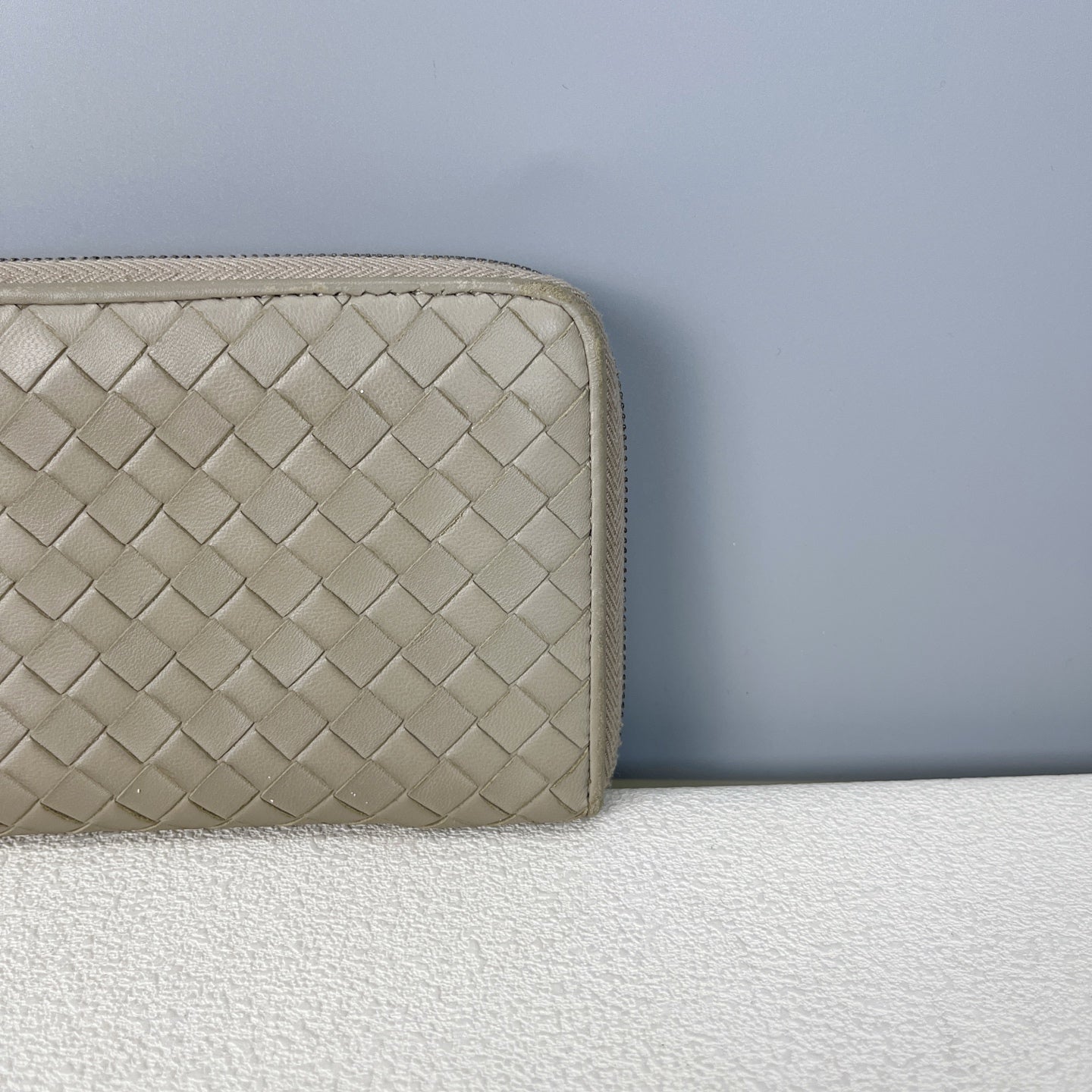 Bottega Veneta Gray 522250-V001O-2304