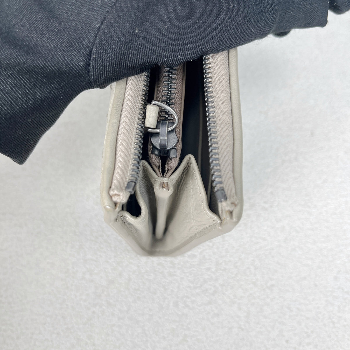 Bottega Veneta Gray 522250-V001O-2304