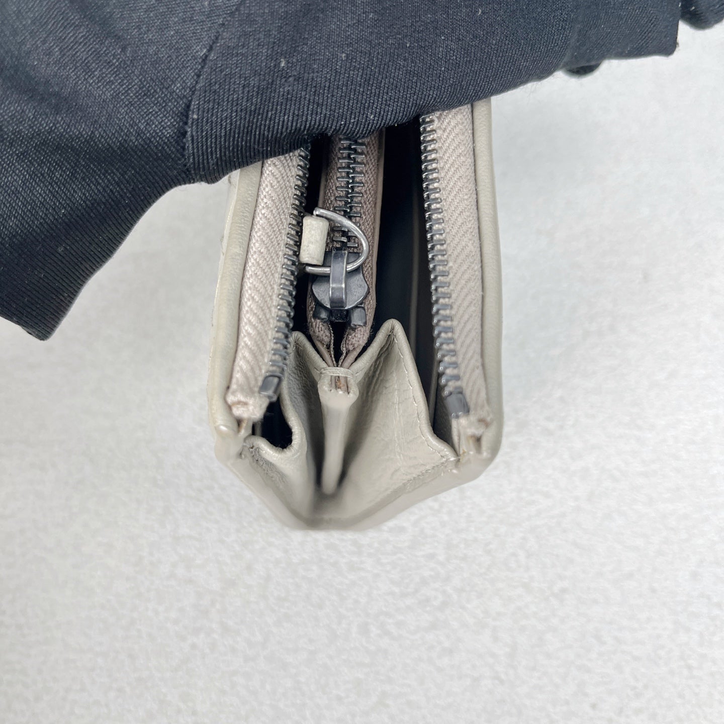 Bottega Veneta Gray 522250-V001O-2304