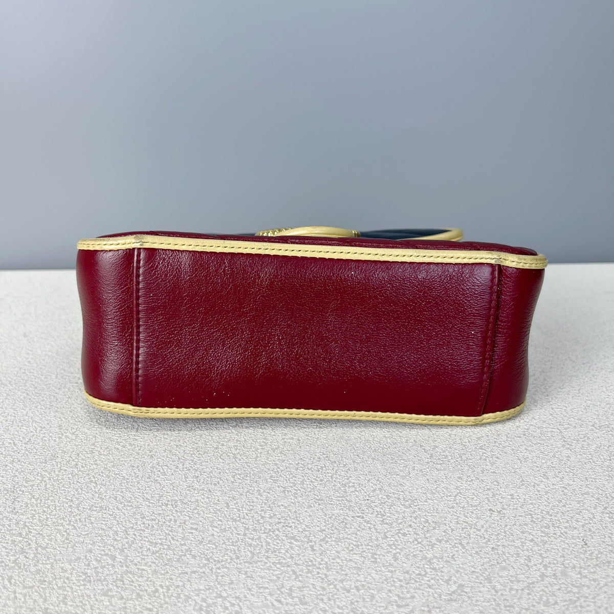 Gucci Messenger Bag 5835711X5CG6775