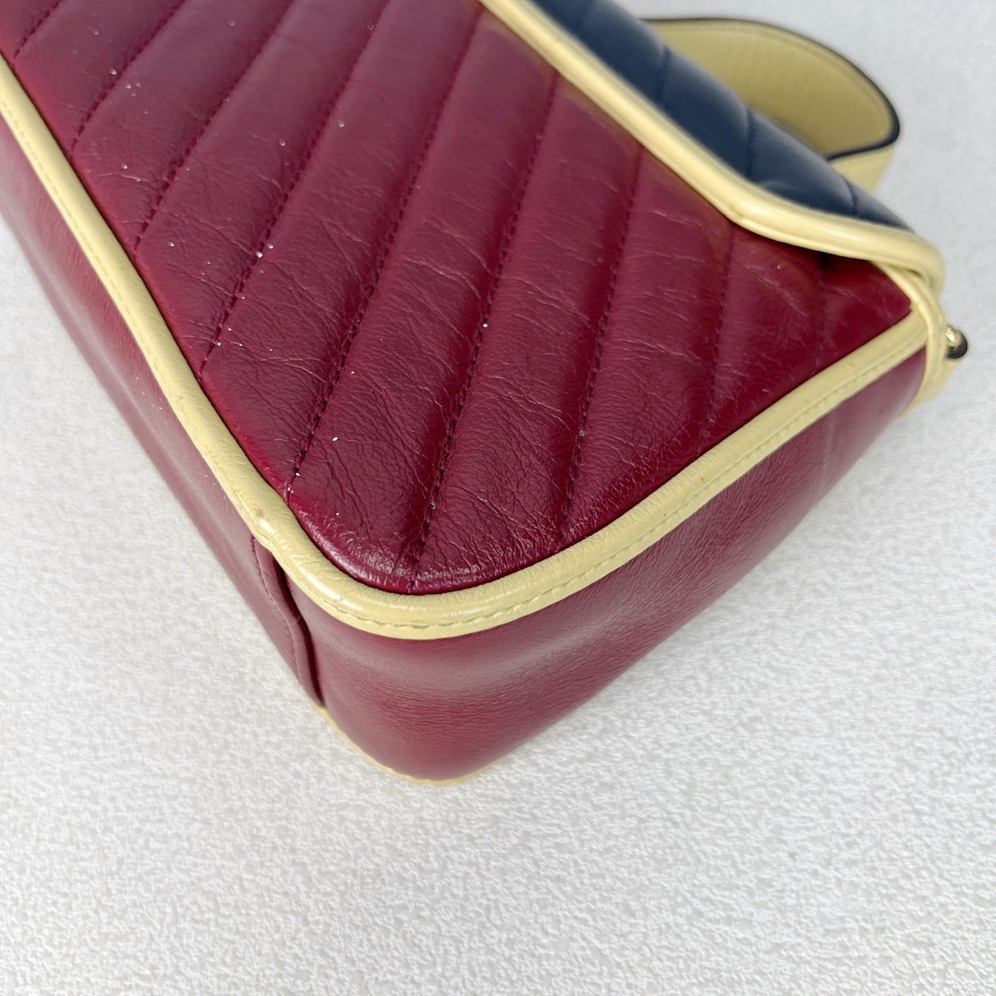 Gucci Messenger Bag 5835711X5CG6775