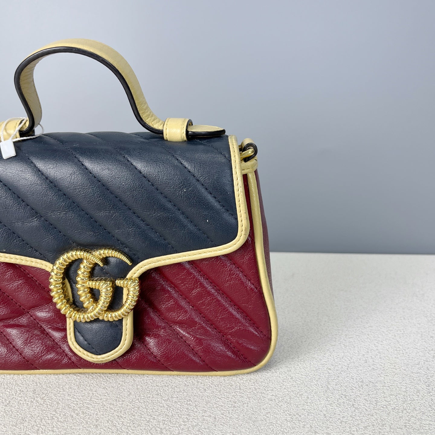 Gucci Messenger Bag 5835711X5CG6775
