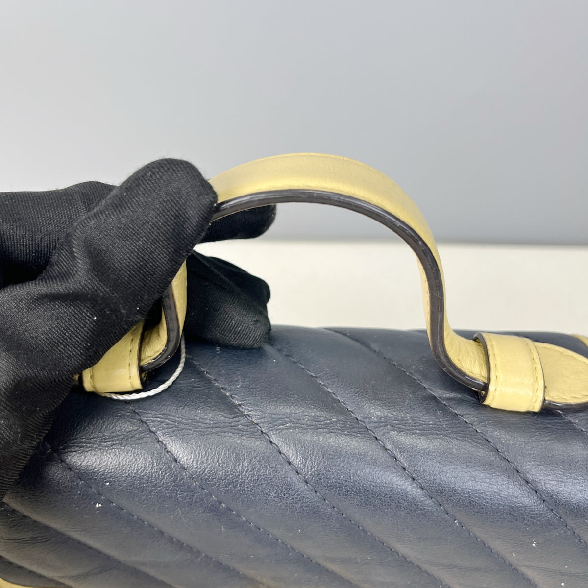 Gucci Messenger Bag 5835711X5CG6775
