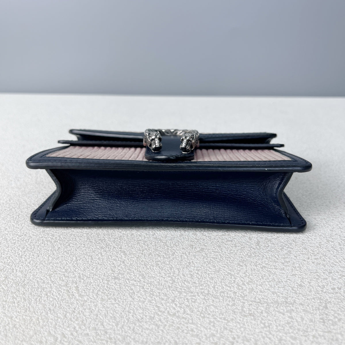 Gucci Pink Crossbody 4002492S8AN6781