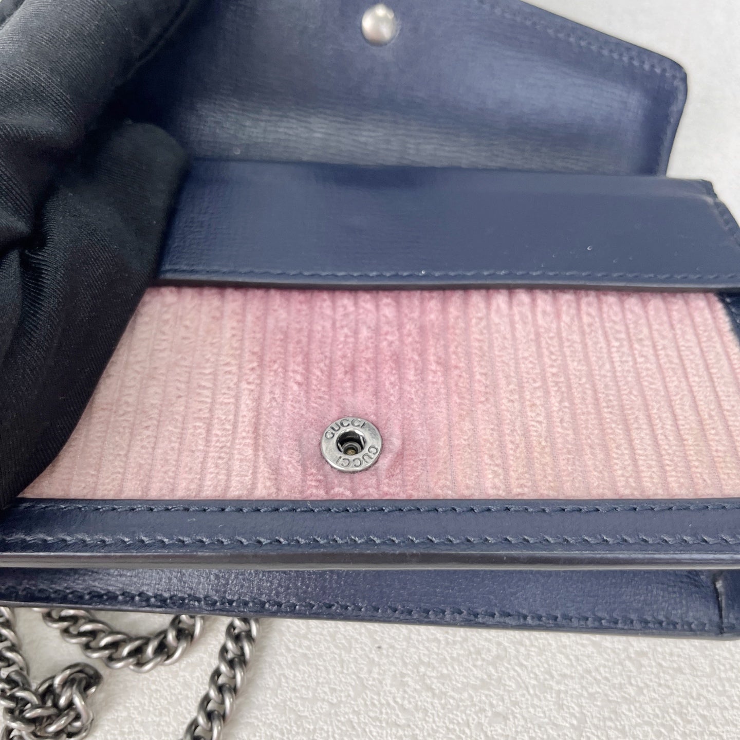 Gucci Pink Crossbody 4002492S8AN6781