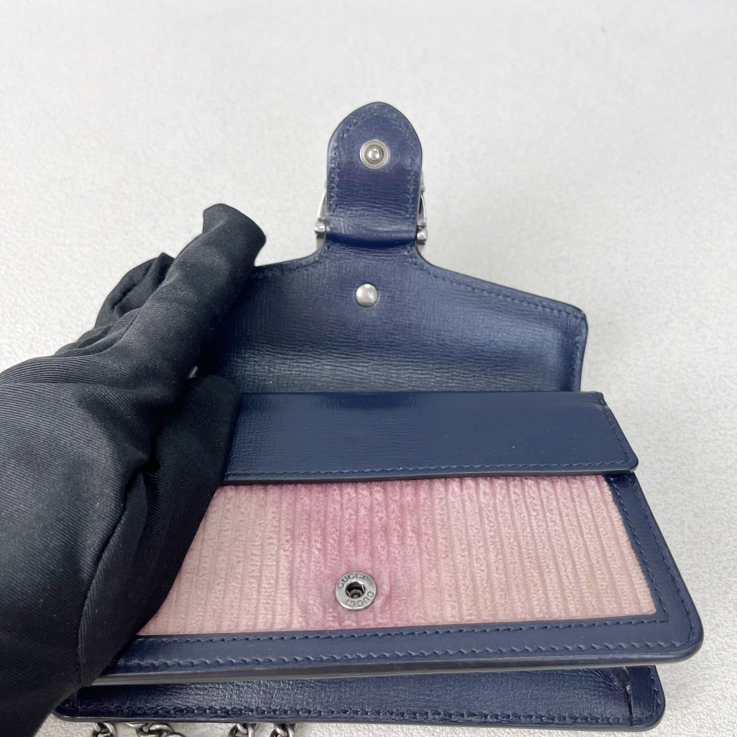 Gucci Pink Crossbody 4002492S8AN6781