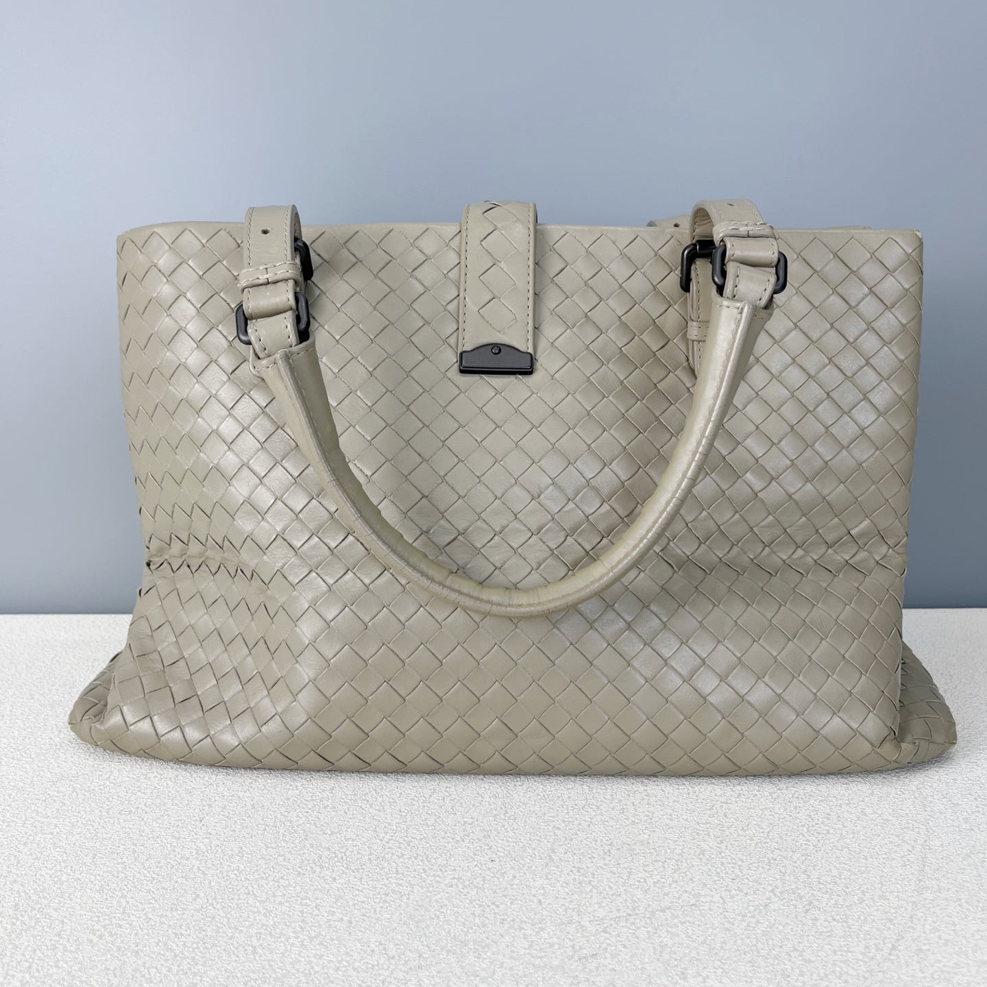 Bottega Veneta Gray Satchel 171265VQ1302905