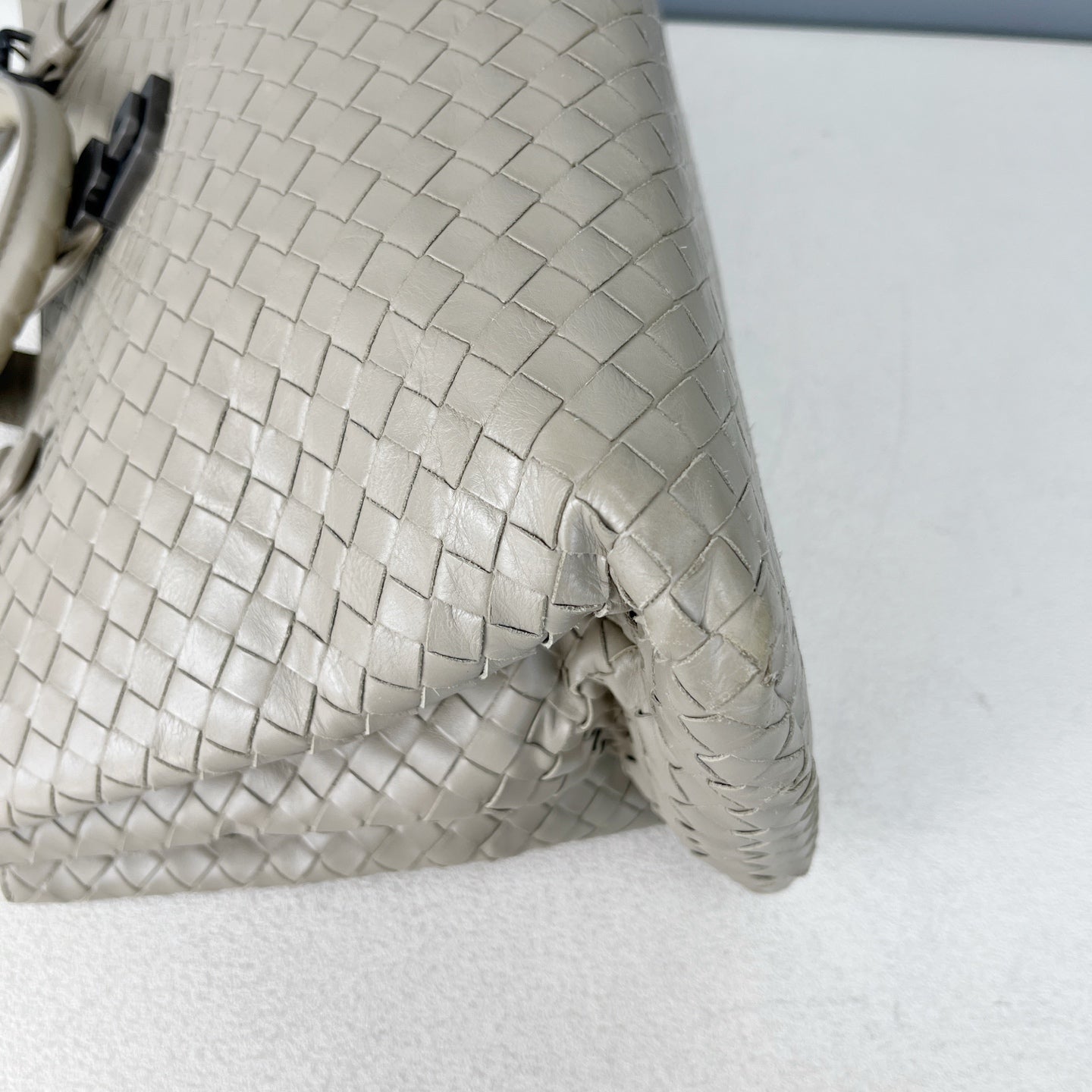 Bottega Veneta Gray Satchel 171265VQ1302905