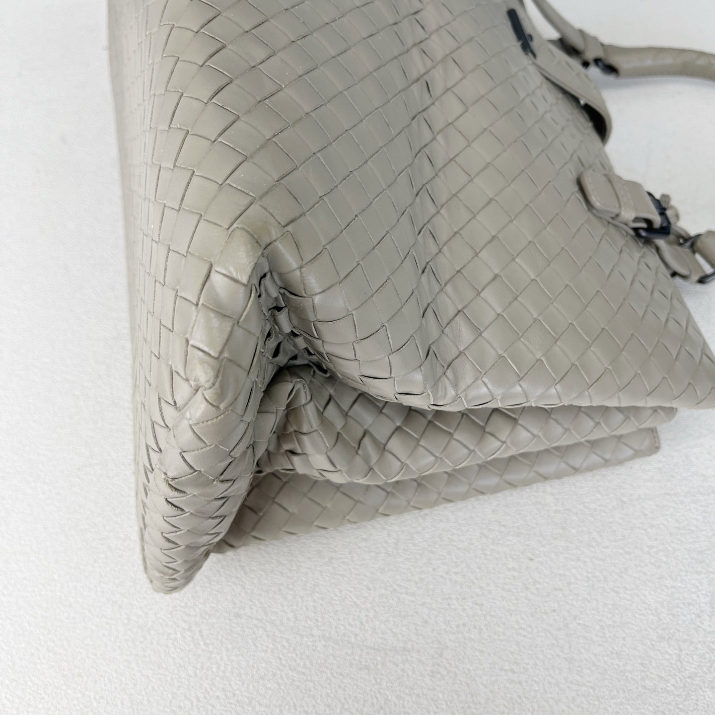 Bottega Veneta Gray Satchel 171265VQ1302905
