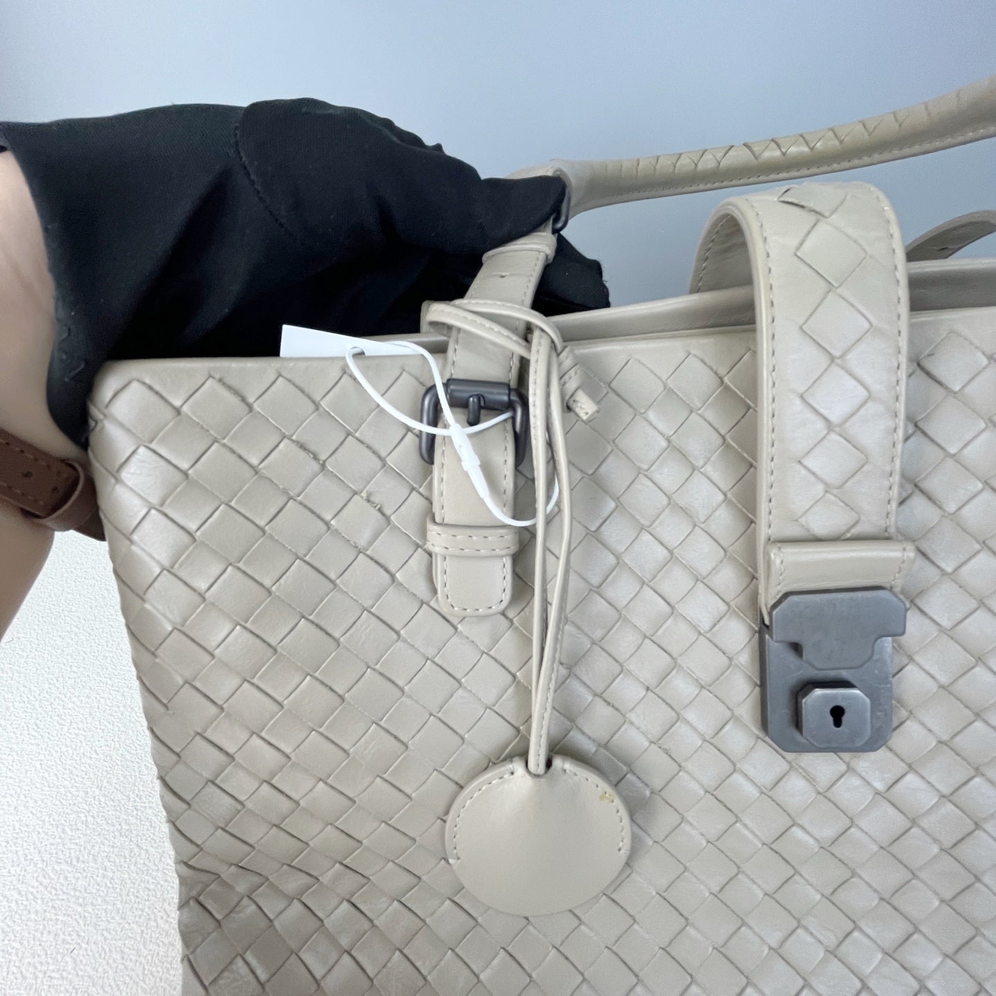 Bottega Veneta Gray Satchel 171265VQ1302905