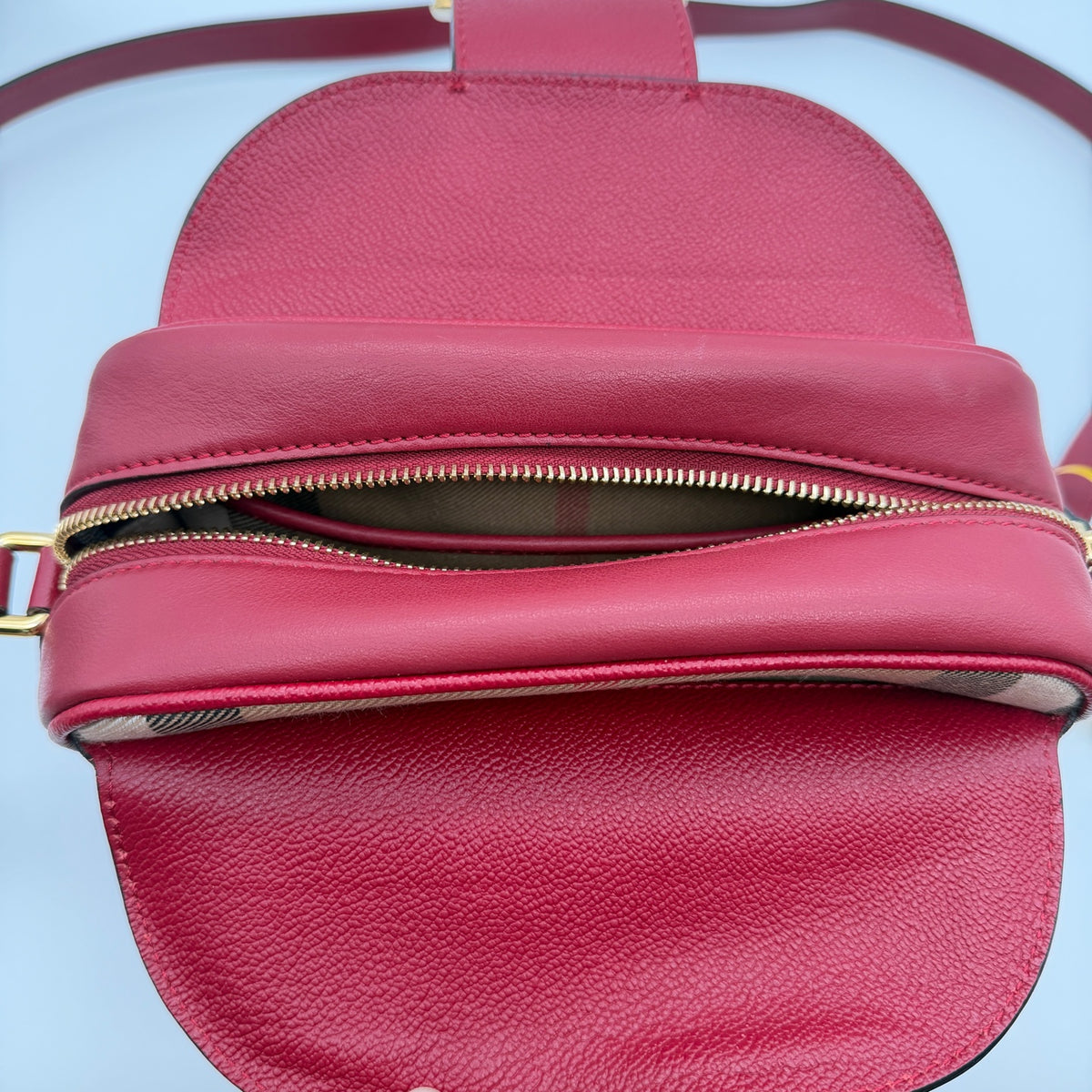 Burberry Red Shoulder Bag