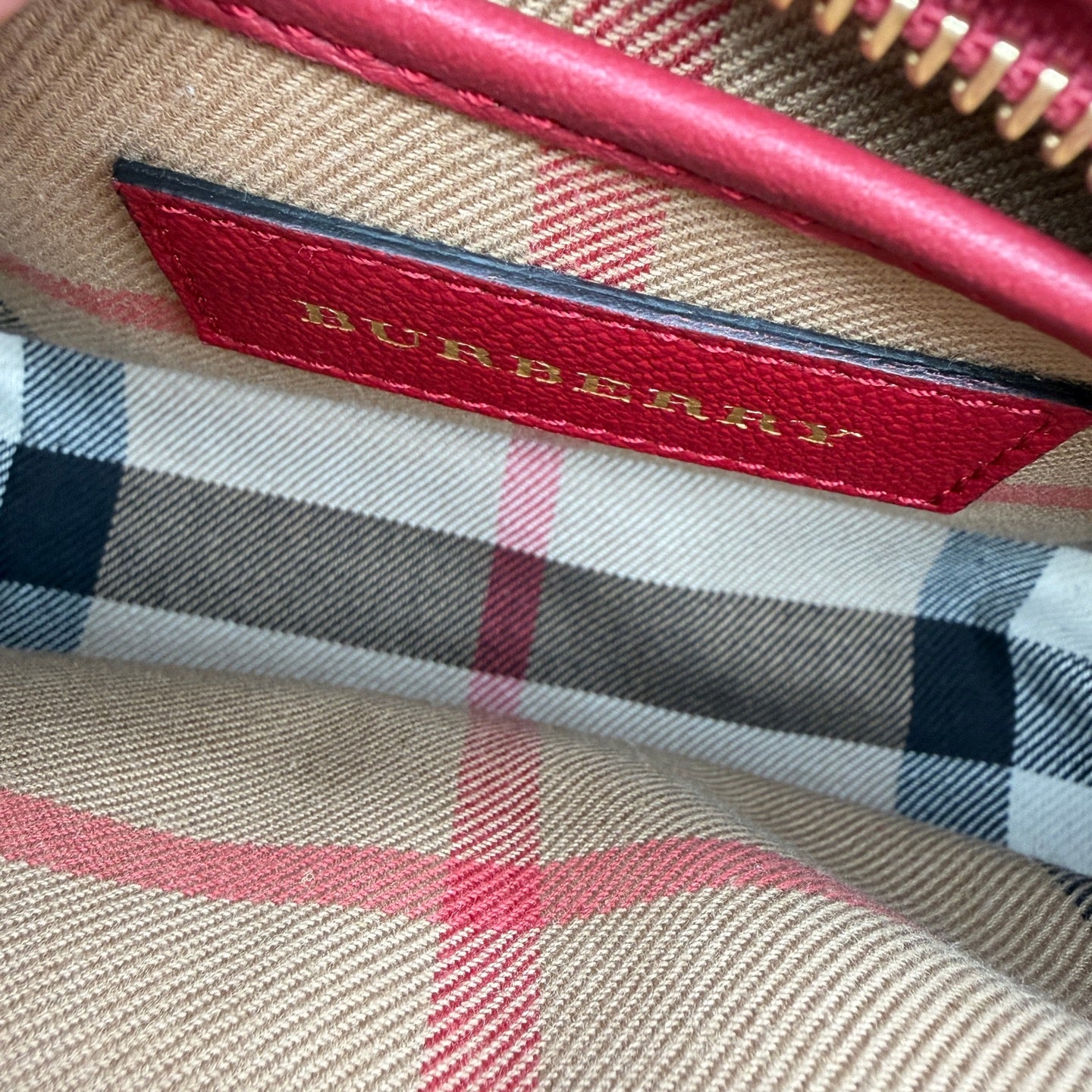 Burberry Red Shoulder Bag