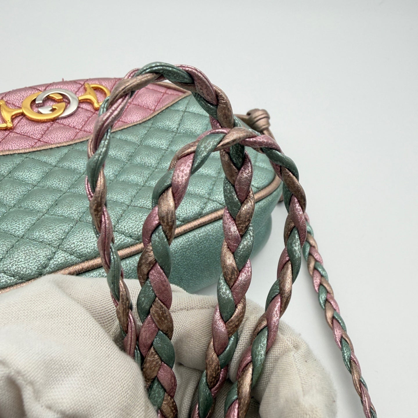 Gucci Shoulder Bag