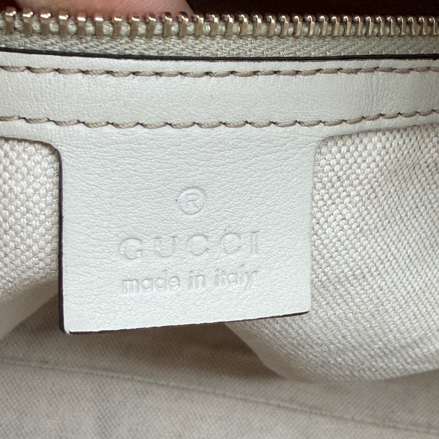 Gucci Canvas White Shoulder Bag