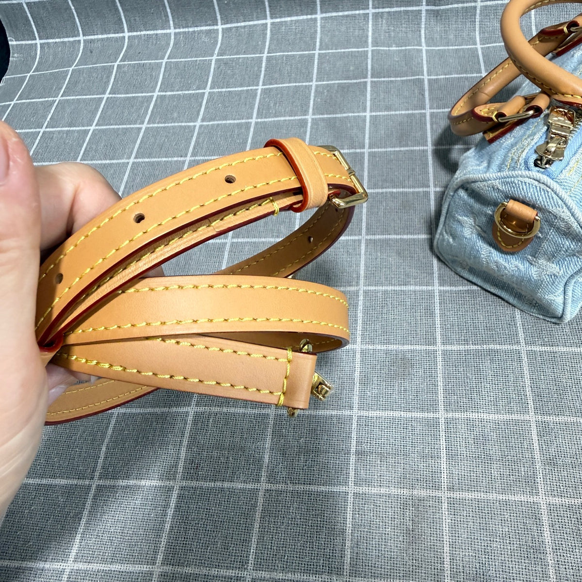 Louis Vuitton NANO SPEEDY gloves Cotton 16x10x7.5 M11212