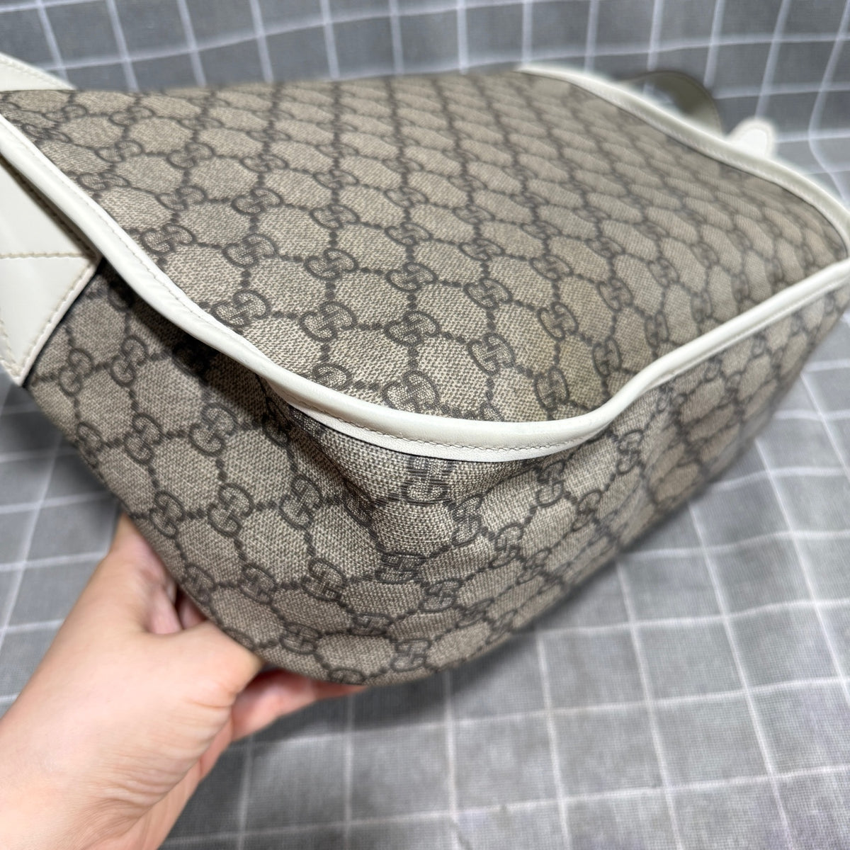 Gucci Polyvinyl chloride (PVC) Length 32.5 x Width 11 x Height 26 cm 201732-KGDHK-9761