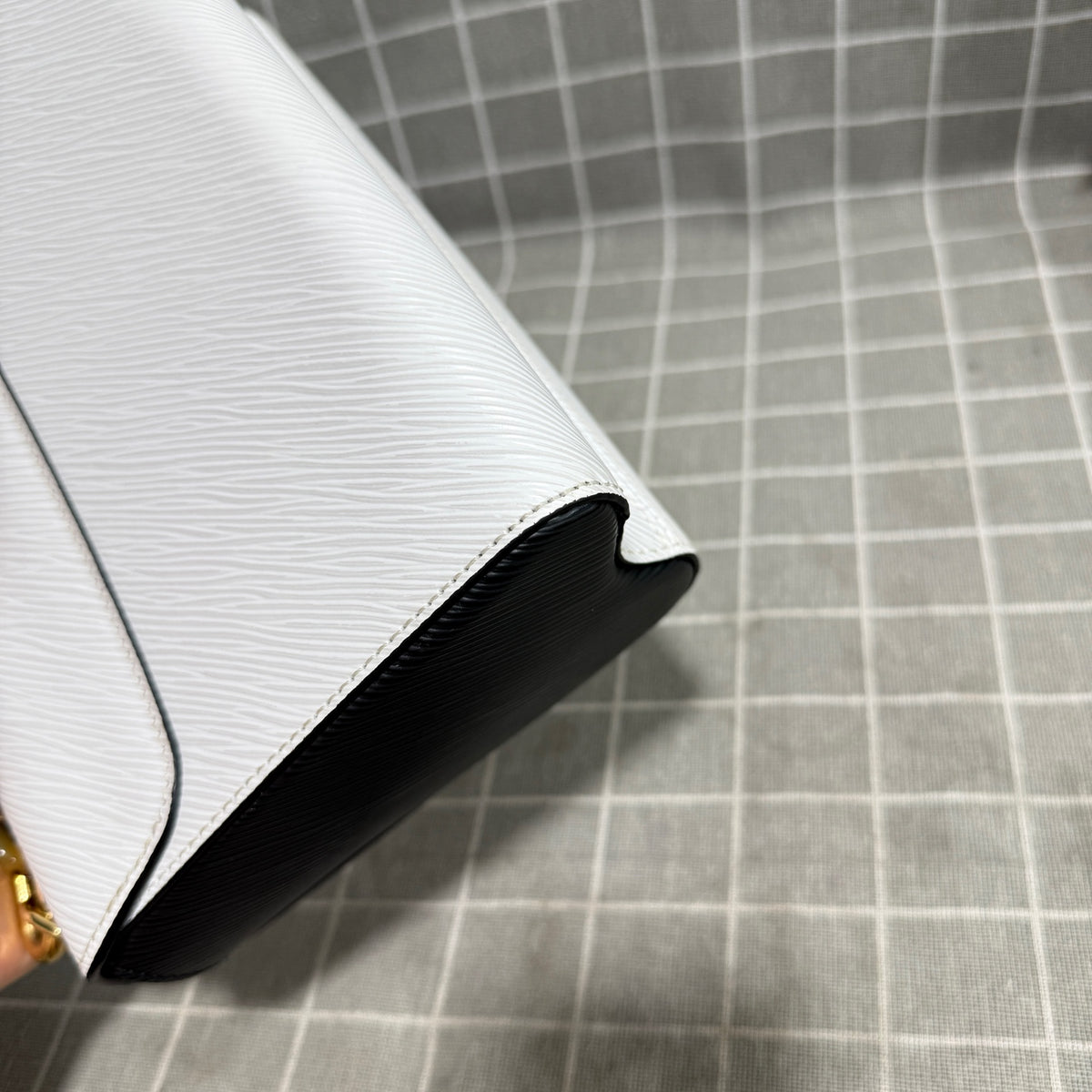 Louis Vuitton White