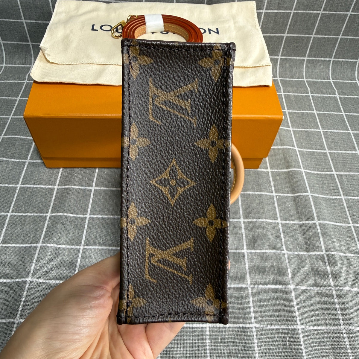 Louis Vuitton M69442