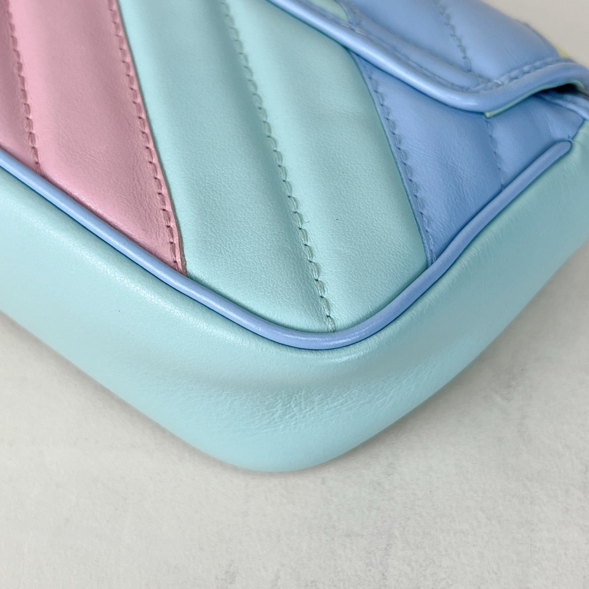 Gucci 476433DTDXP3967