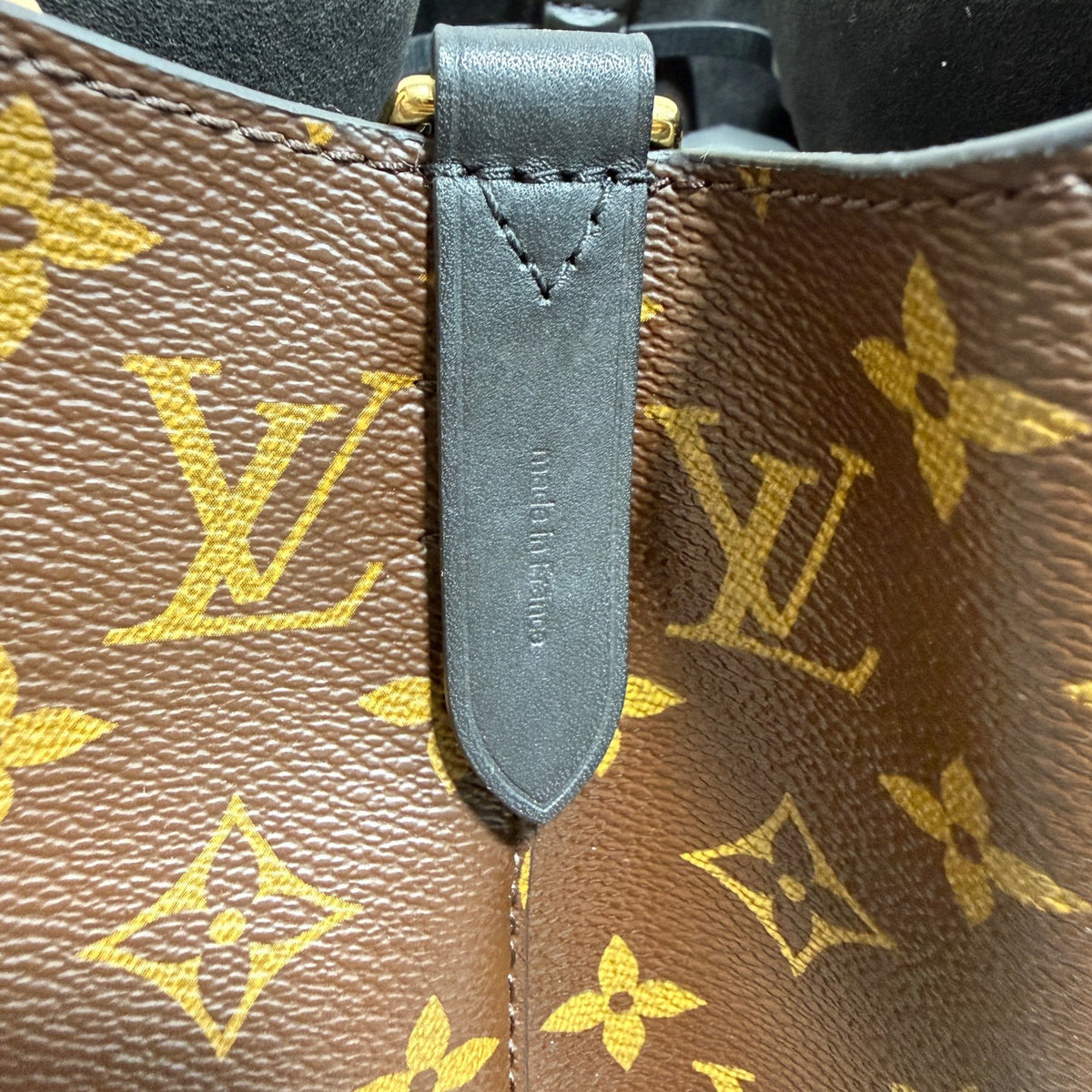 Louis Vuitton Néonoé Canvas Bucket & Drawstring Bag 26.0x 26.0x 17.5 cm M44020