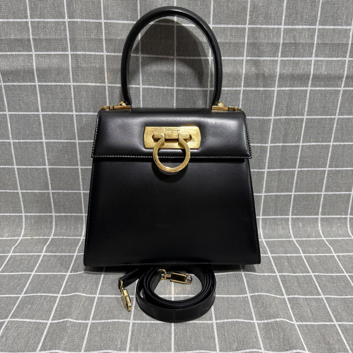 Salvatore Ferragamo Brown Shoulder Bag 749021