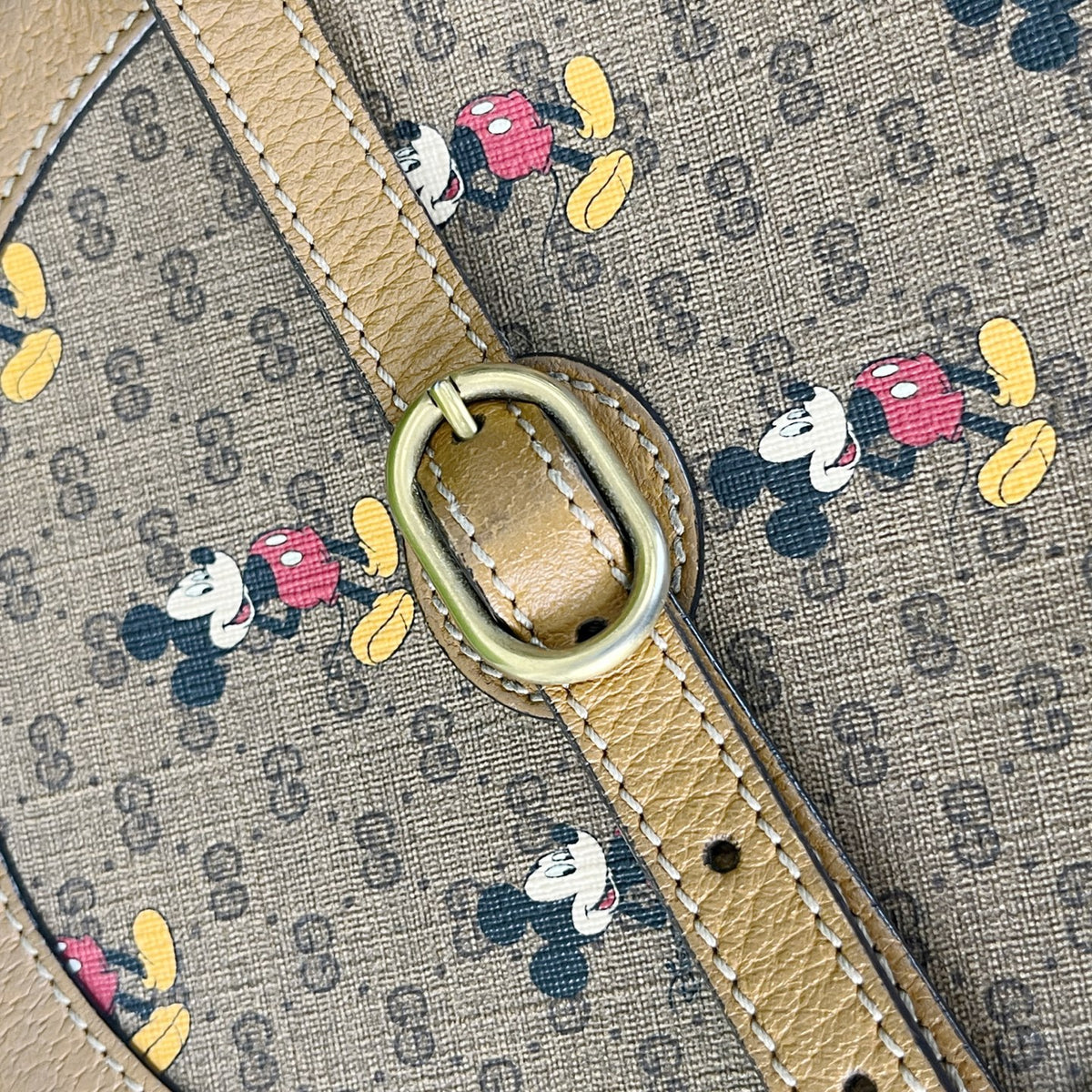 Gucci 625216-2T8AG-8580