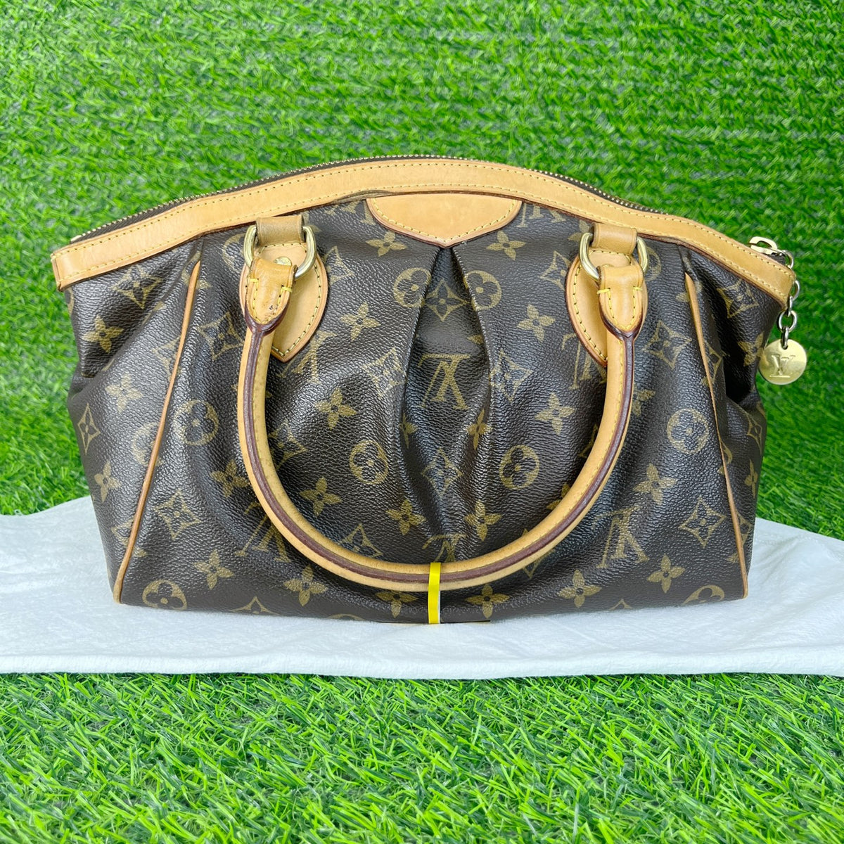 Louis Vuitton Canvas Satchel Length 28 cm x Width 11 cm x Height 24 cm M40143