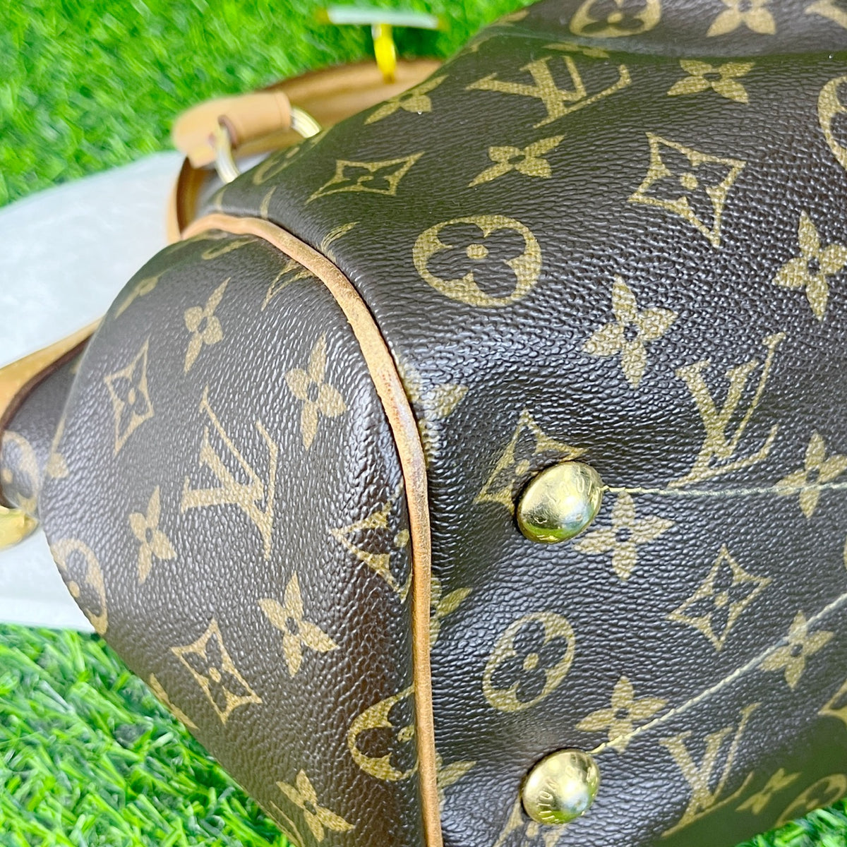Louis Vuitton Canvas Satchel Length 28 cm x Width 11 cm x Height 24 cm M40143