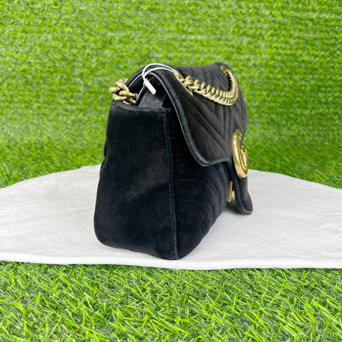Gucci Velvet Black 443497K4D2T1000